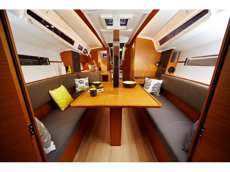 Sun Odyssey 349 (ID=13041) - фото 3