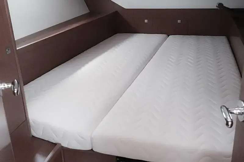 Oceanis 45 (ID=13069) - фото 10