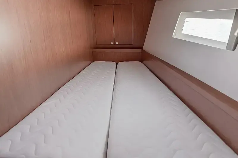 Oceanis 45 (ID=13070) - фото 11