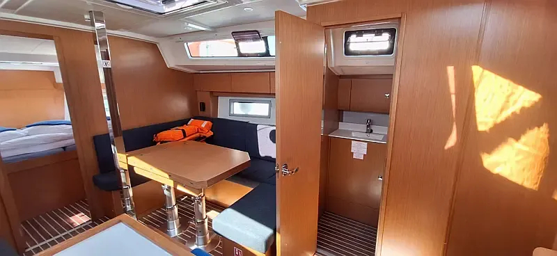 Bavaria C38 (ID=13184) - фото 9