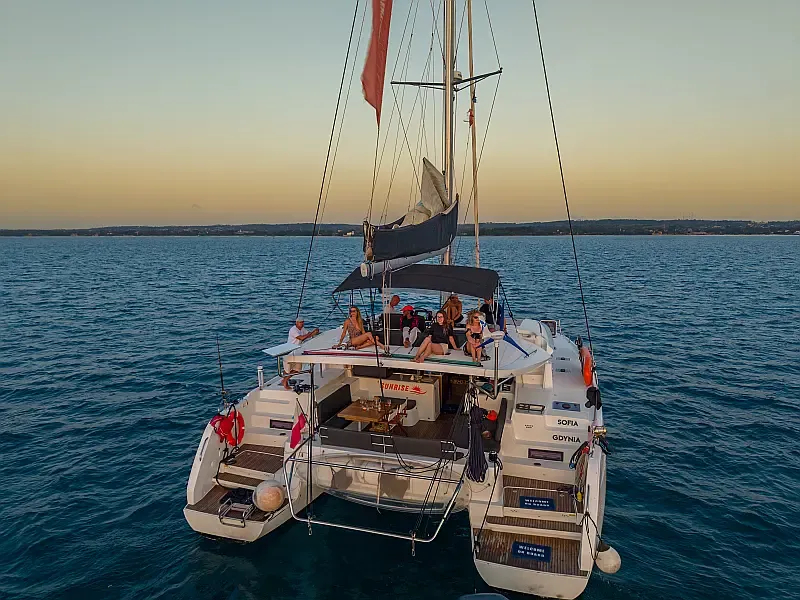 Lagoon 46 (ID=13241) - фото 16