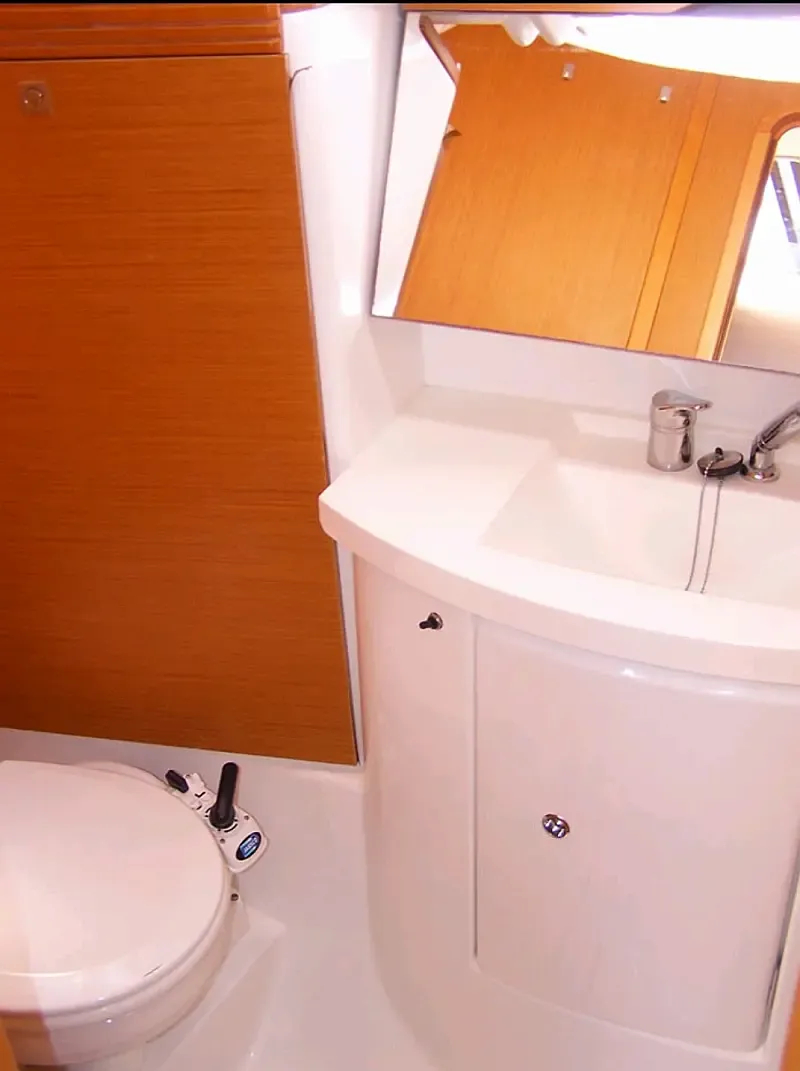 Sun Odyssey 42DS (ID=13270) - фото 4