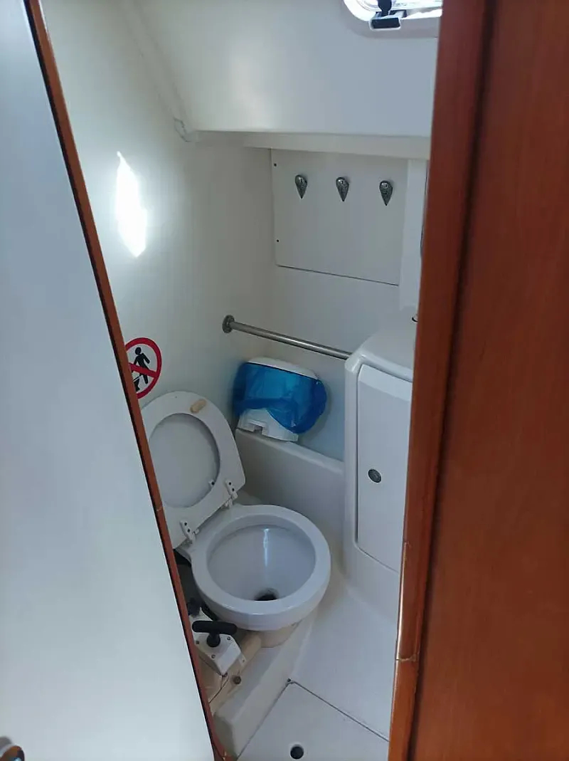 Oceanis 37 (ID=13403) - фото 9