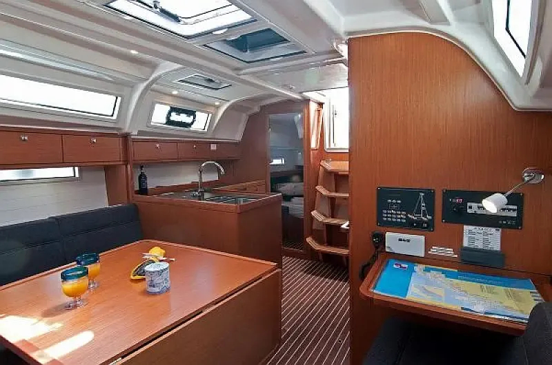 Bavaria 37 Cruiser (ID=13436) - фото 5