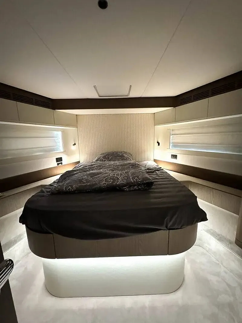 Azimut Magellano 66 (ID=13466) - фото 42