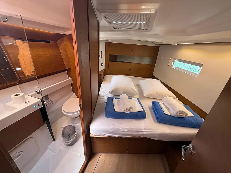 Sun Odyssey 410 (ID=13467) - фото 17