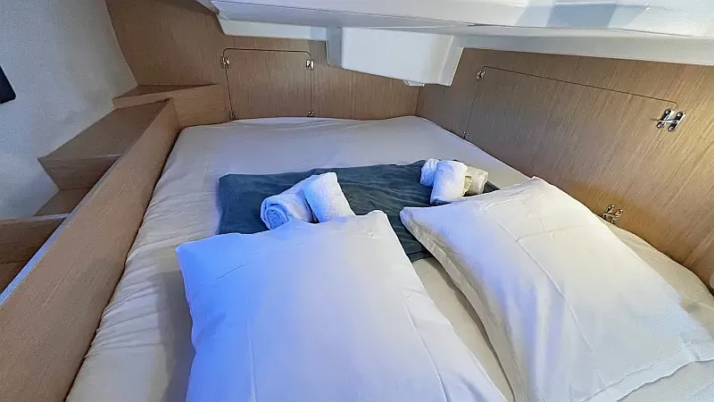 Bavaria C42 (ID=13484) - фото 9