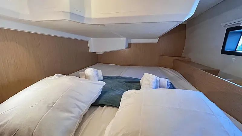 Bavaria C42 (ID=13484) - фото 10