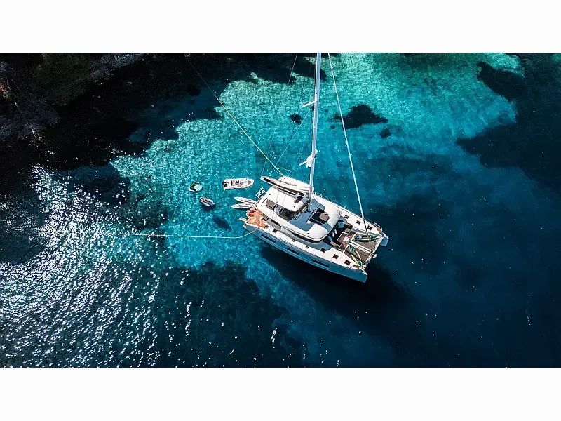 Lagoon 55 (ID=13485)