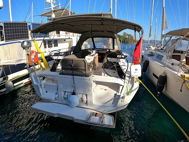 Dufour 37 (ID=13496)