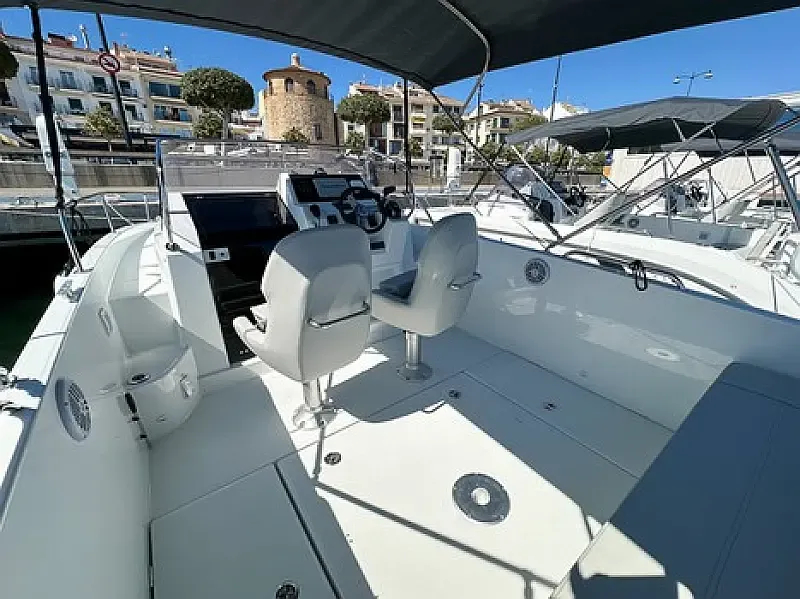 Beneteau Flyer 8 SUNdeck (ID=13509) - фото 8