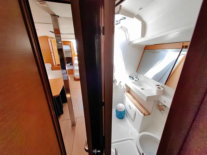 Sun Odyssey 440 (ID=13512) - фото 11