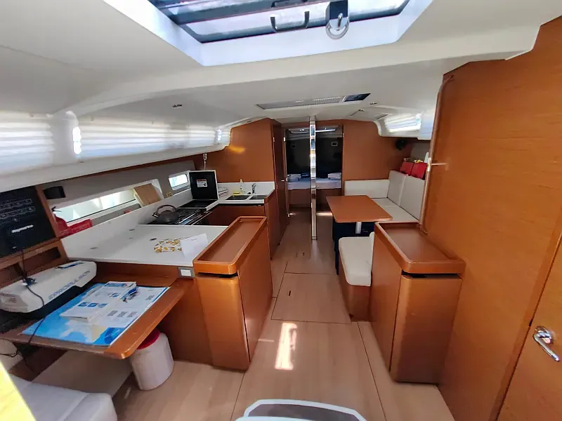 Sun Odyssey 440 (ID=13512) - фото 3