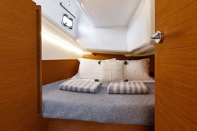 Sun Odyssey 380 (ID=13534) - фото 8