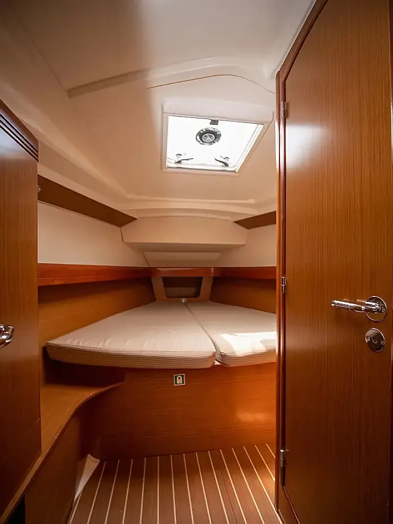 Sun Odyssey 42 i (ID=13547) - фото 12