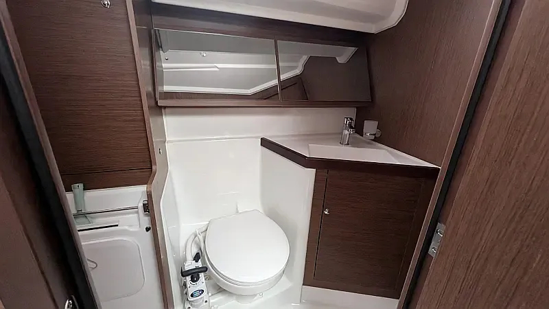 Oceanis 40.1 (ID=13586) - фото 6