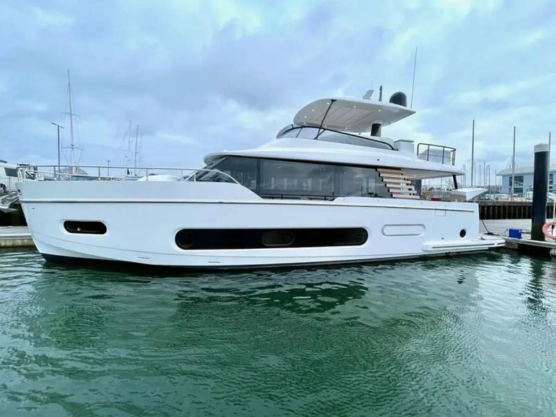 Azimut Magellano 60 (ID=13689)