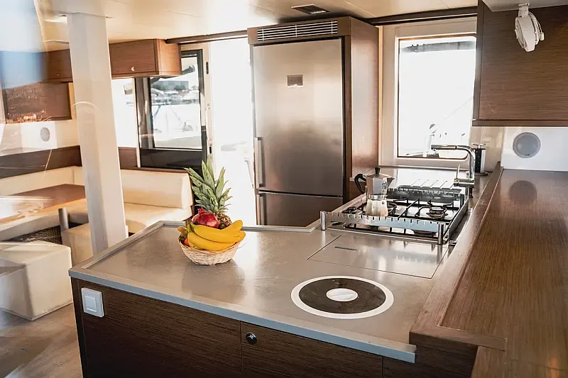 Lagoon 52F (ID=13700) - фото 14