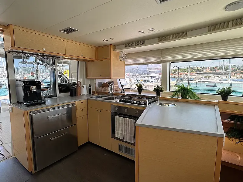 Lagoon 52F (ID=13791) - фото 22