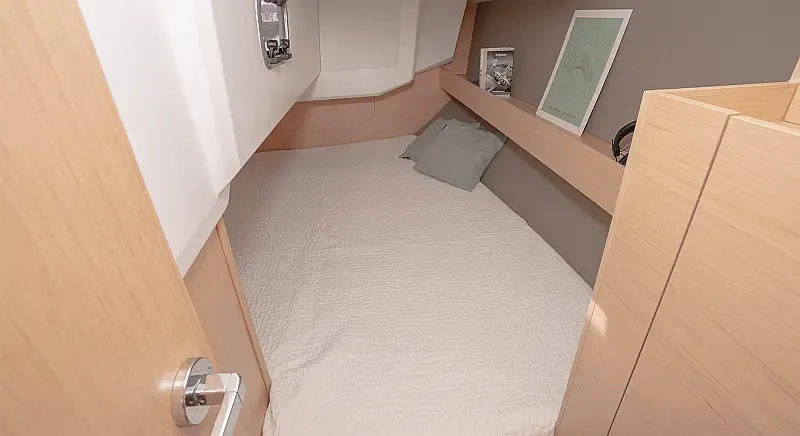 Oceanis 30.1 (ID=13816) - фото 10