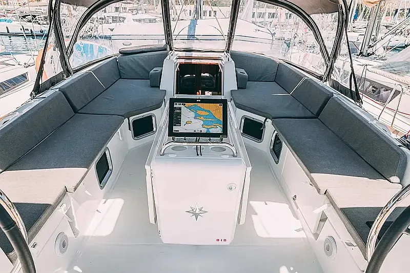 Jeanneau 54 (ID=13832) - фото 7