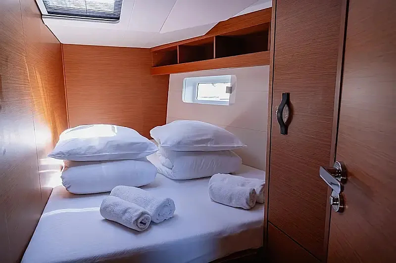 Jeanneau 54 (ID=13832) - фото 11