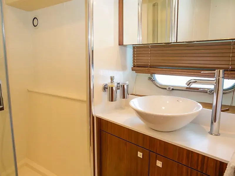 Sunseeker Manhattan 63 (ID=13931) - фото 26