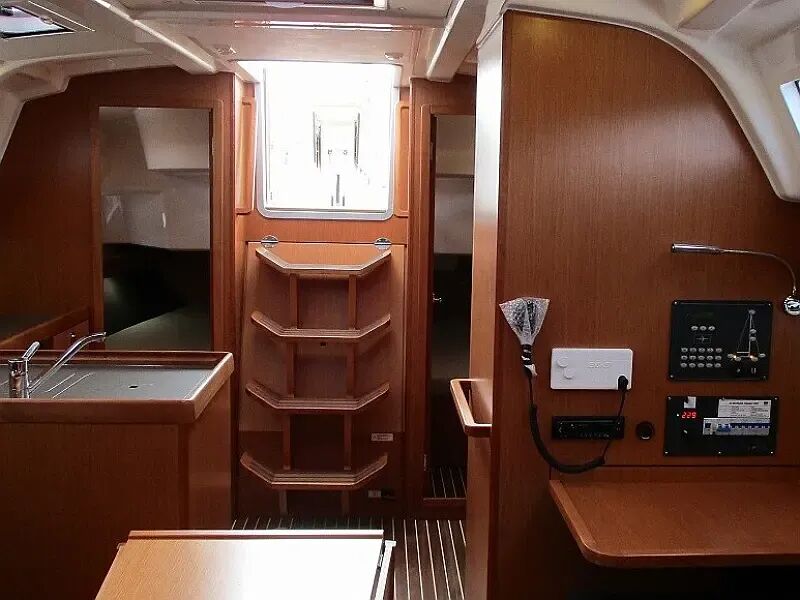 Bavaria Cruiser 37 (ID=13983) - фото 3
