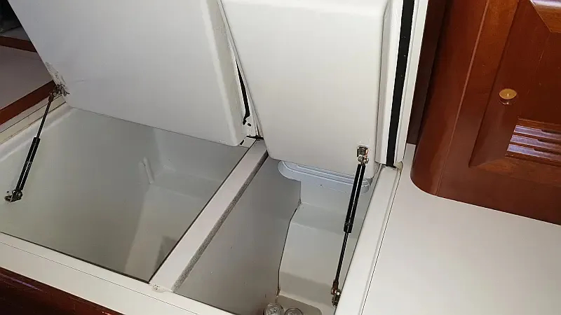 Beneteau 50 (ID=14164) - фото 19