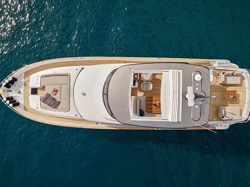 Azimut Magellano 66 (ID=14182) - фото 2