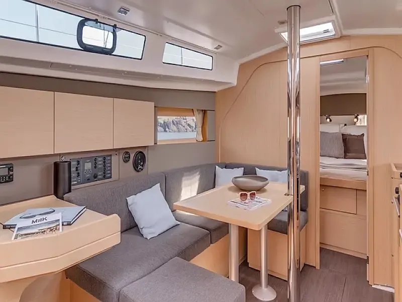 Oceanis 38 (ID=14187) - фото 3