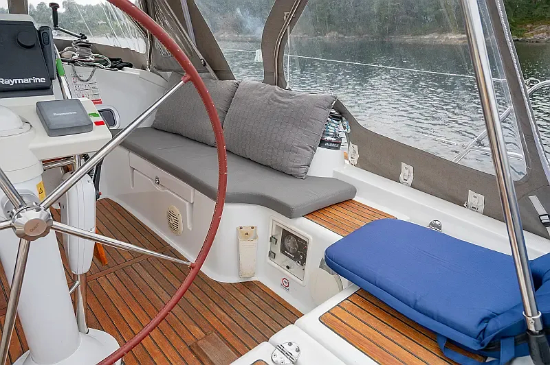 Oceanis 37 (ID=14452) - фото 8