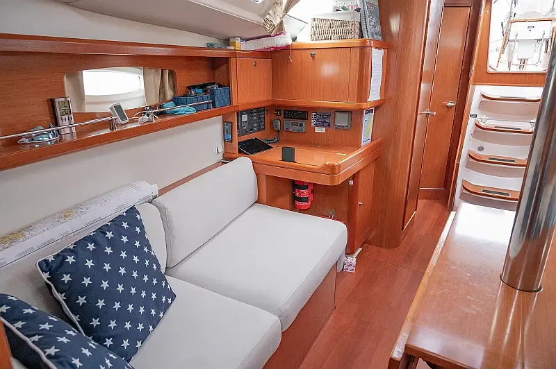 Oceanis 37 (ID=14452) - фото 23