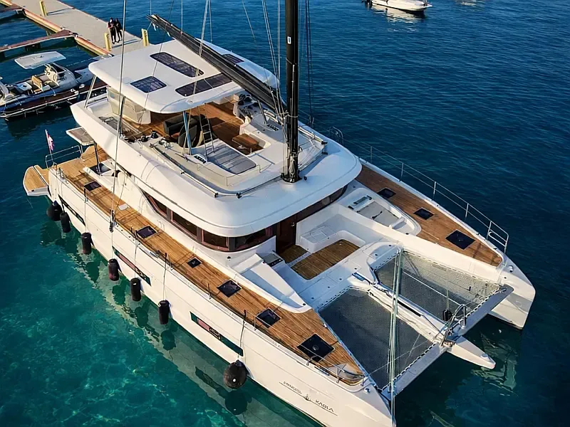 Lagoon 60 (ID=14475)