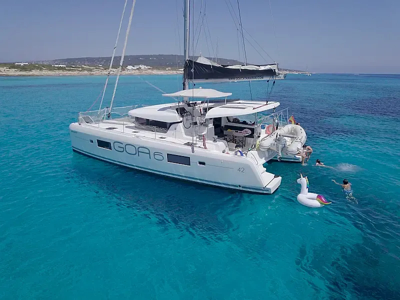 Lagoon 42 (ID=14516)