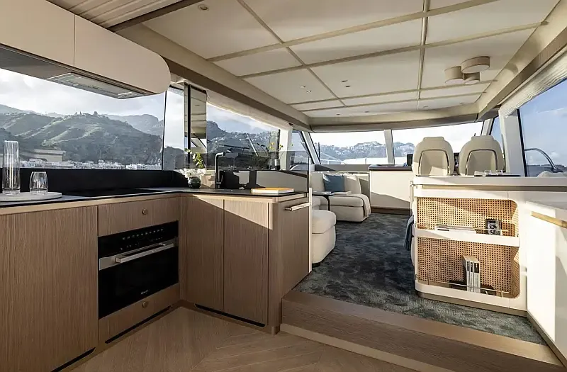Azimut Magellano 60 (ID=14705) - фото 10
