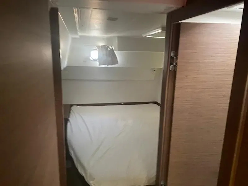 Lagoon 40 (ID=1475) - фото 13