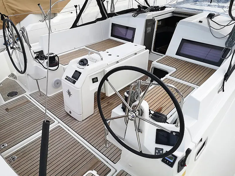 Sun Odyssey 440 (ID=14849) - фото 9