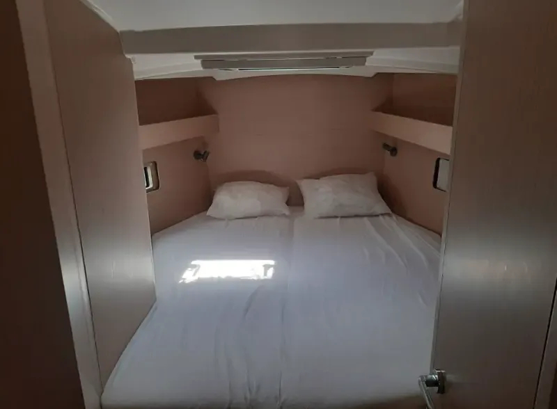 Oceanis 40.1 (ID=14853) - фото 10