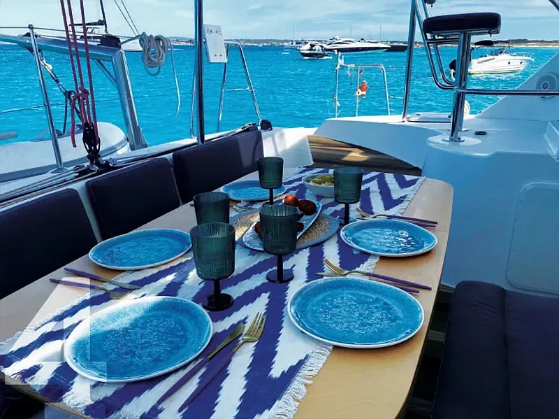 Lagoon 380 (ID=14874) - фото 4