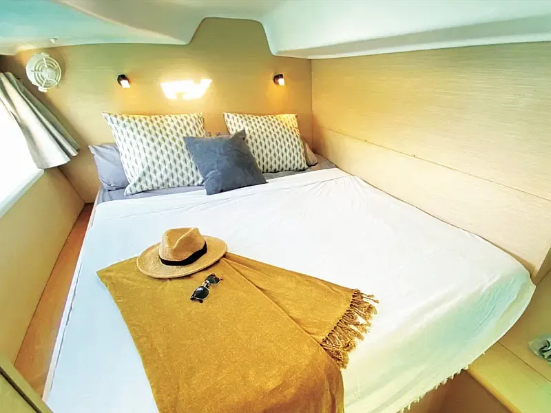 Lagoon 380 (ID=14874) - фото 3