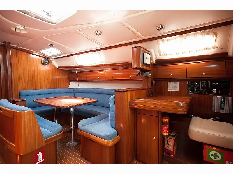 Bavaria 38 Cruiser (ID=149) - фото 3