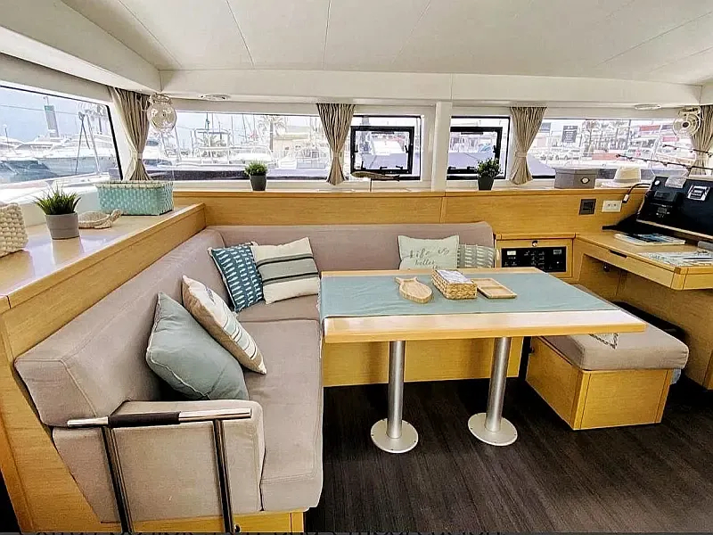 Lagoon 400 S2 (ID=14944) - фото 11