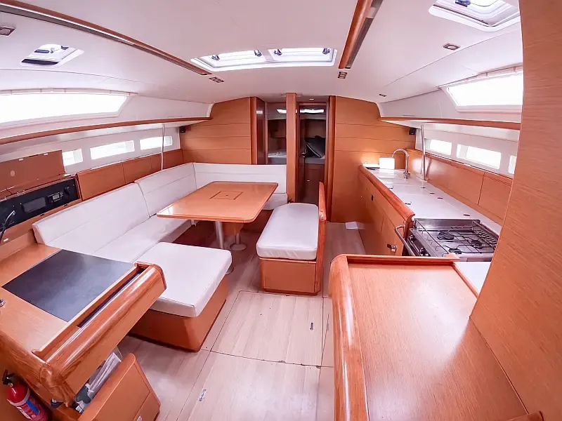 Sun Odyssey 519 (ID=15213) - фото 3