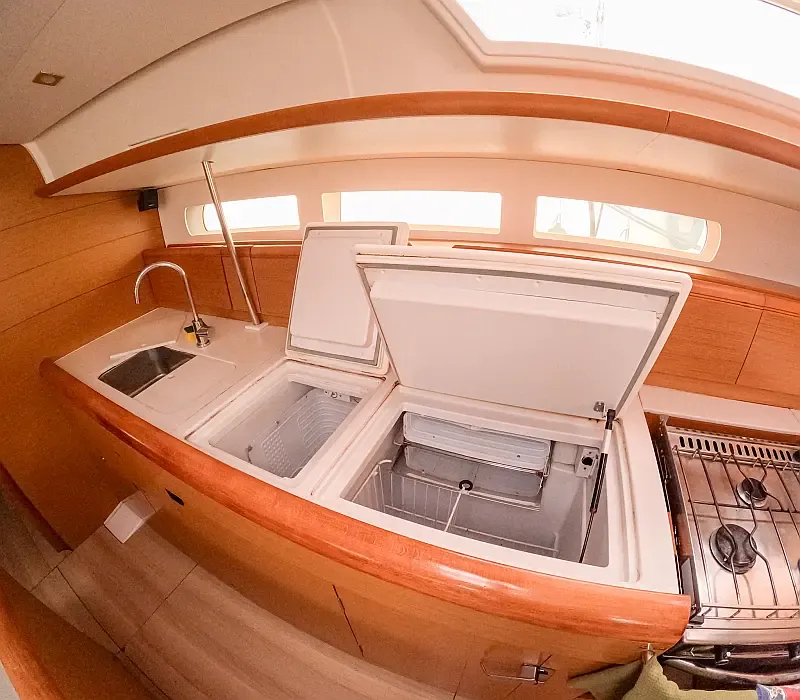 Sun Odyssey 519 (ID=15213) - фото 6