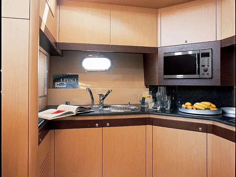 Ferretti 550 (ID=15235) - фото 11