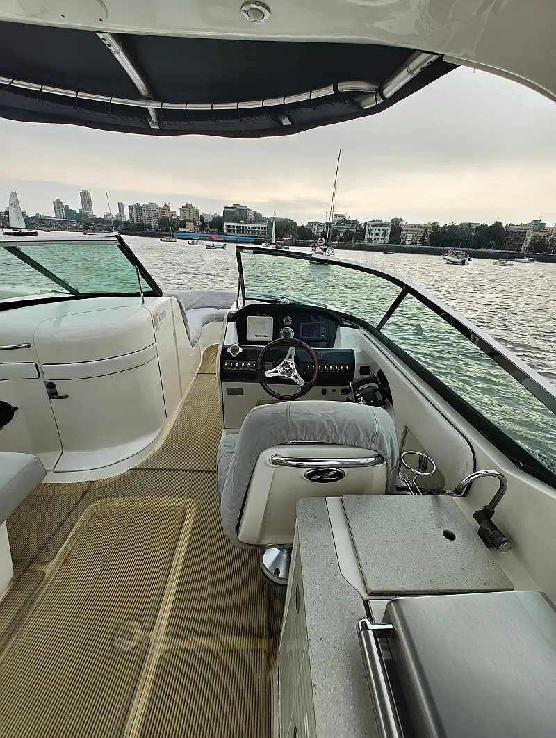 Sea Ray SLX 300 (ID=15237) - фото 4