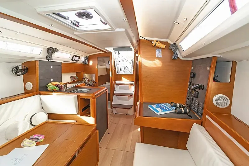 Sun Odyssey 349 (ID=15769) - фото 5