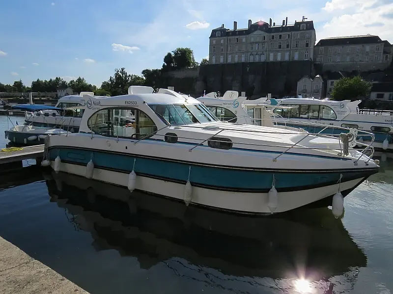 Nicols Estivale Quattro (ID=15853)