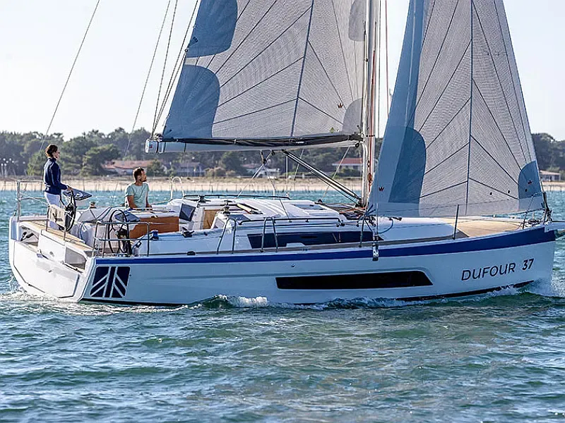 Dufour 37 (ID=16034)
